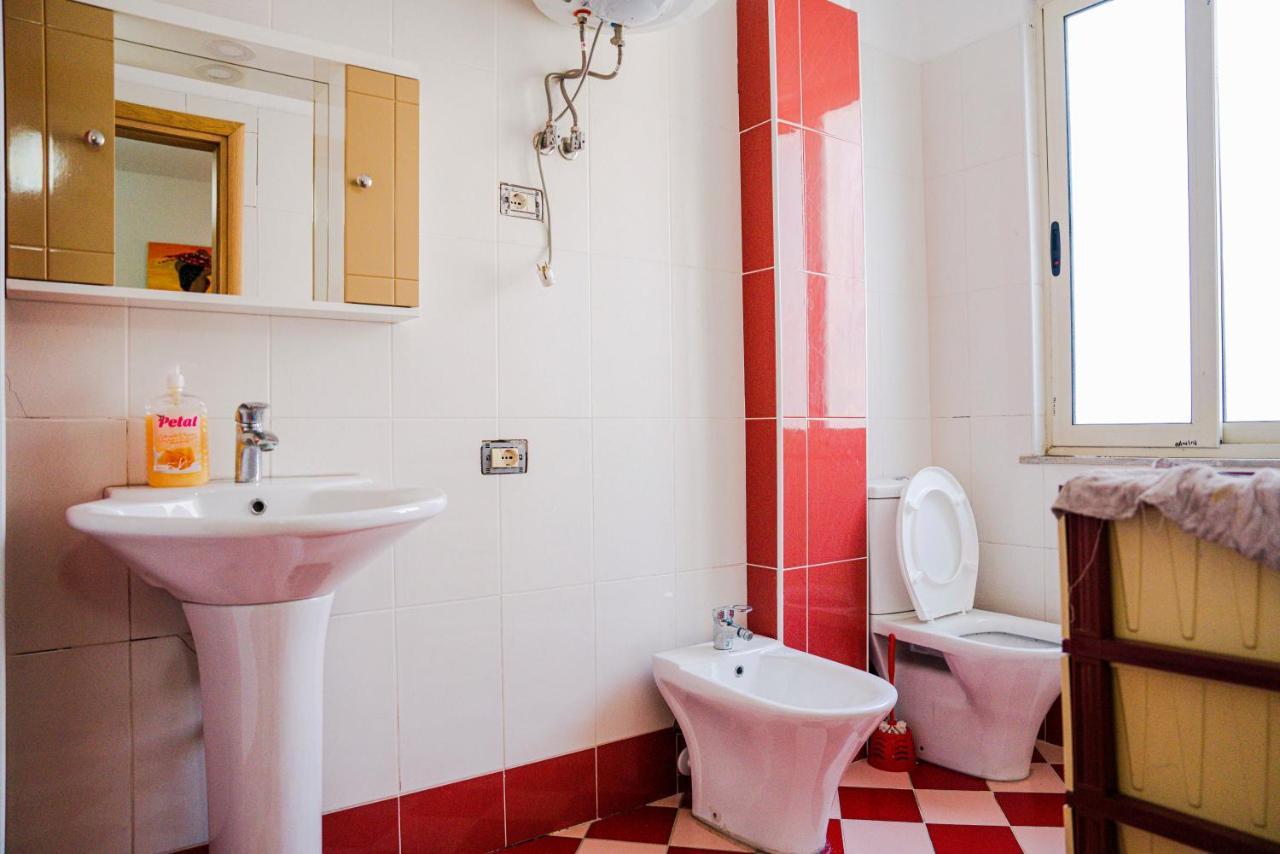 Apartament Casas Del Mar Durrës Esterno foto