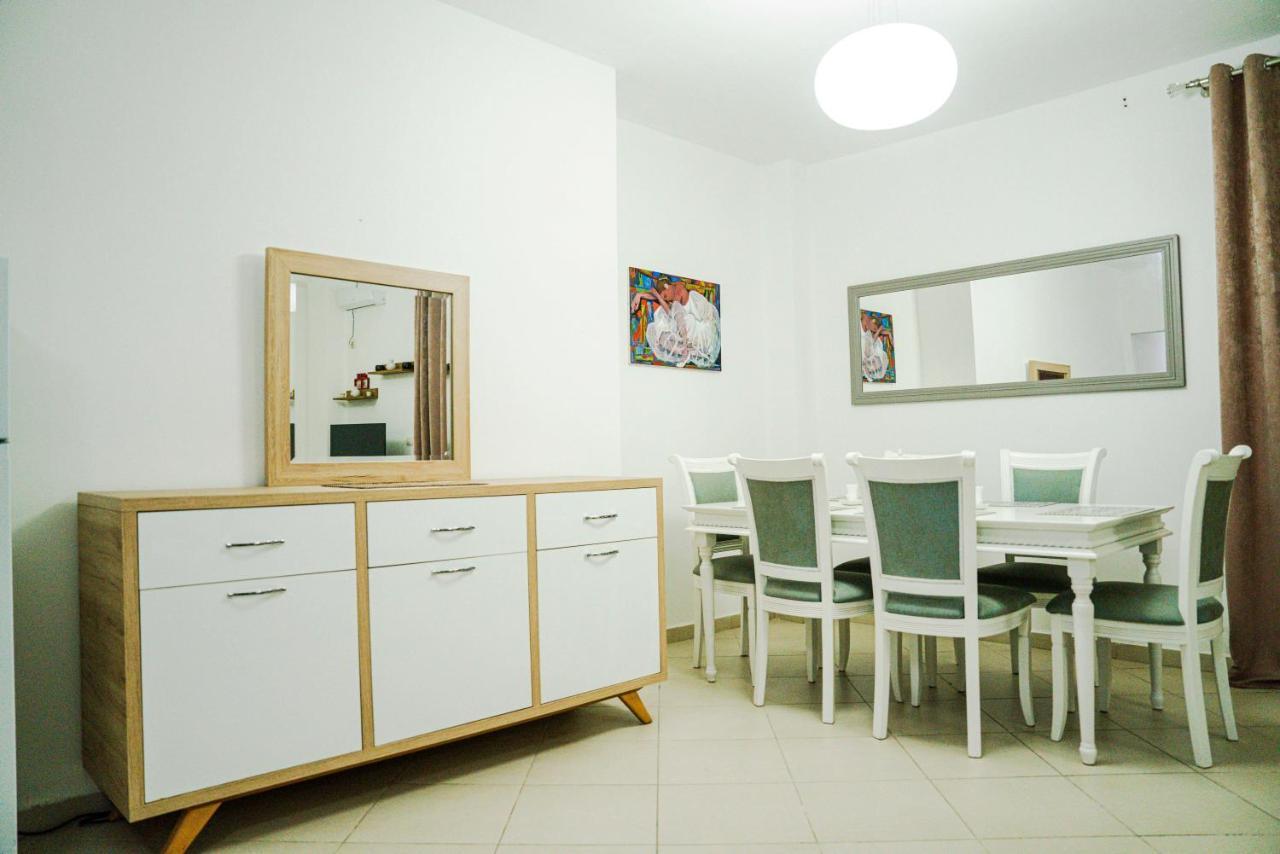 Apartament Casas Del Mar Durrës Esterno foto