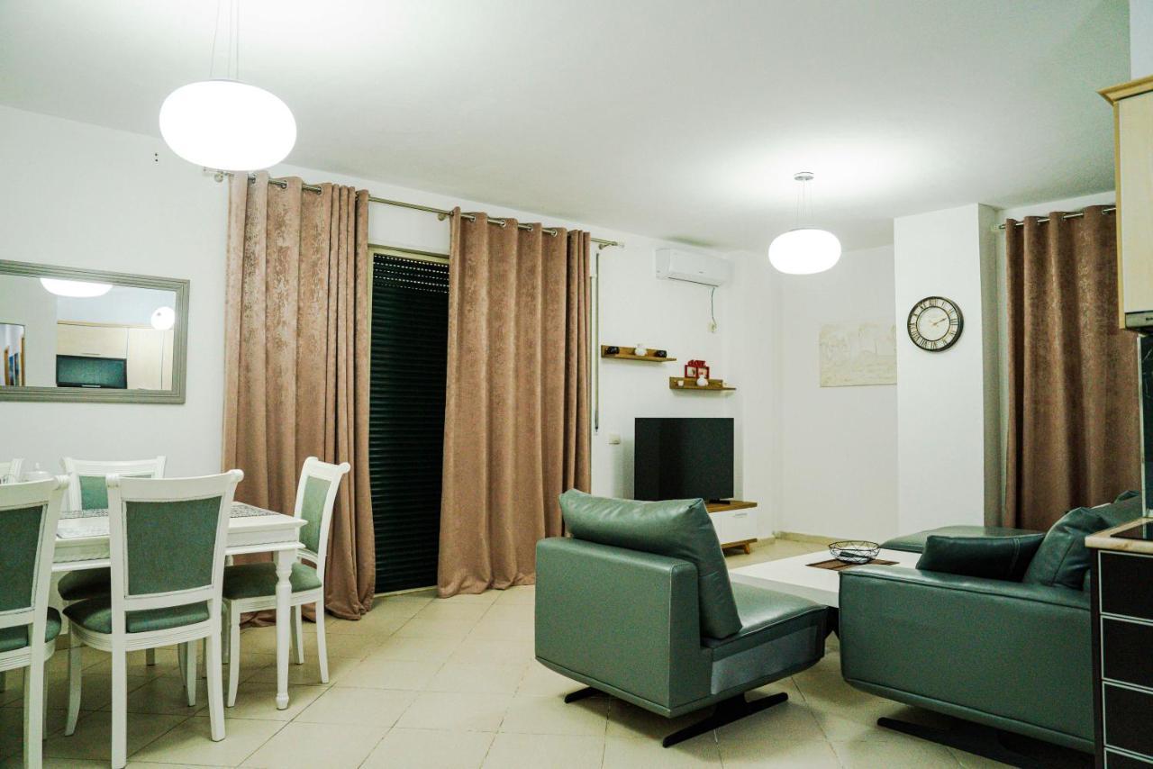 Apartament Casas Del Mar Durrës Esterno foto