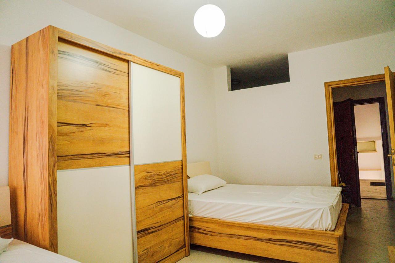 Apartament Casas Del Mar Durrës Esterno foto