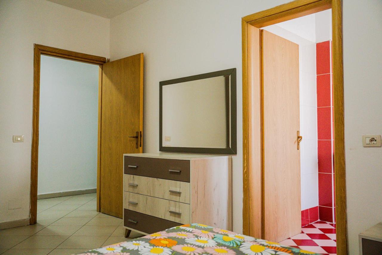 Apartament Casas Del Mar Durrës Esterno foto
