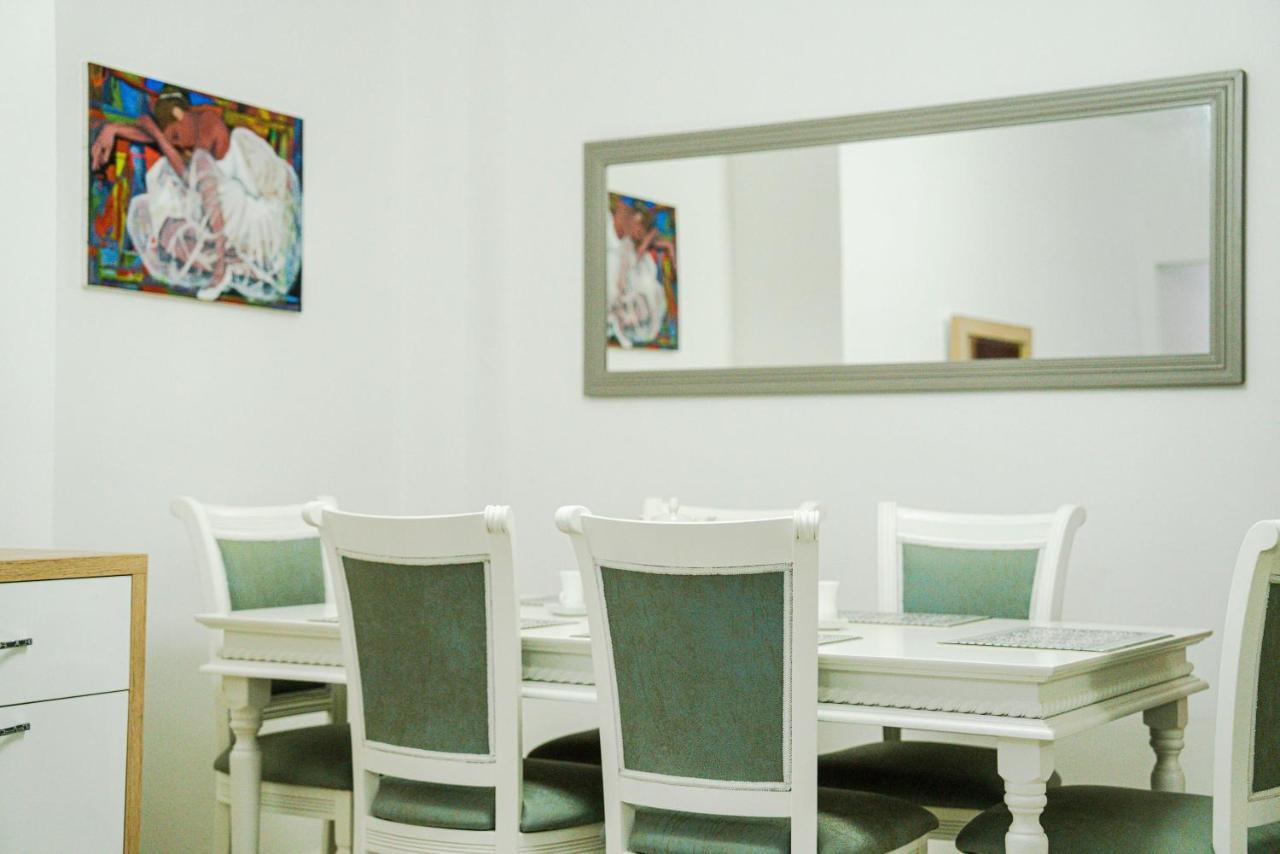 Apartament Casas Del Mar Durrës Esterno foto