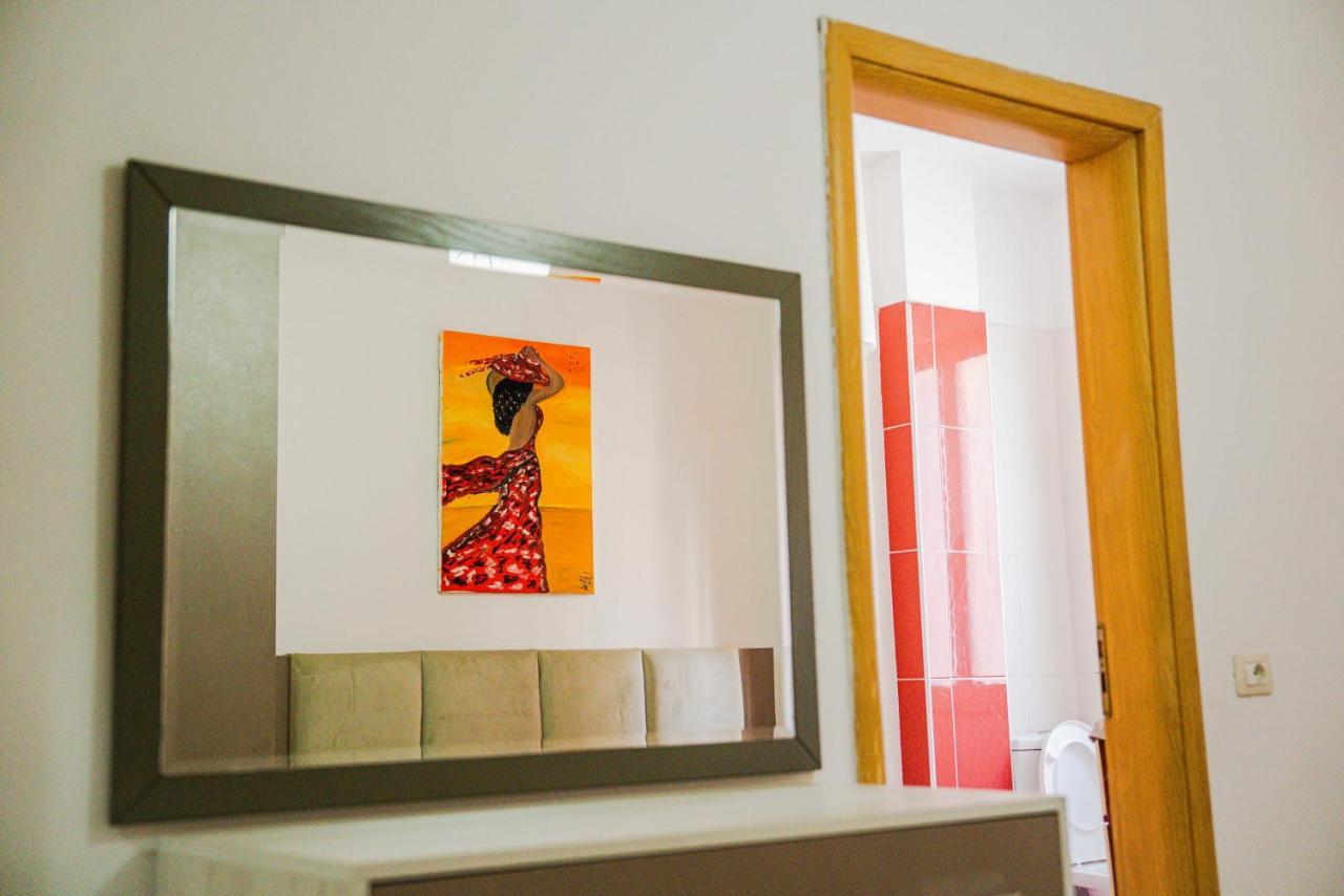 Apartament Casas Del Mar Durrës Esterno foto